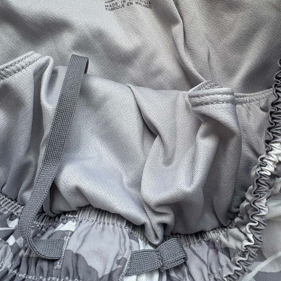 Nike Dri-Fit Women’s Shorts Bundle Size M - Picture 7 of 10